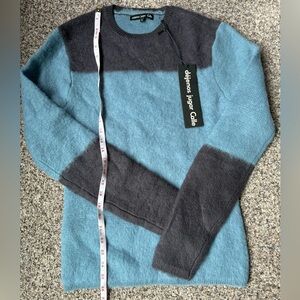 100% Merino Wool Men’s Sweater blue boutique New medium weight